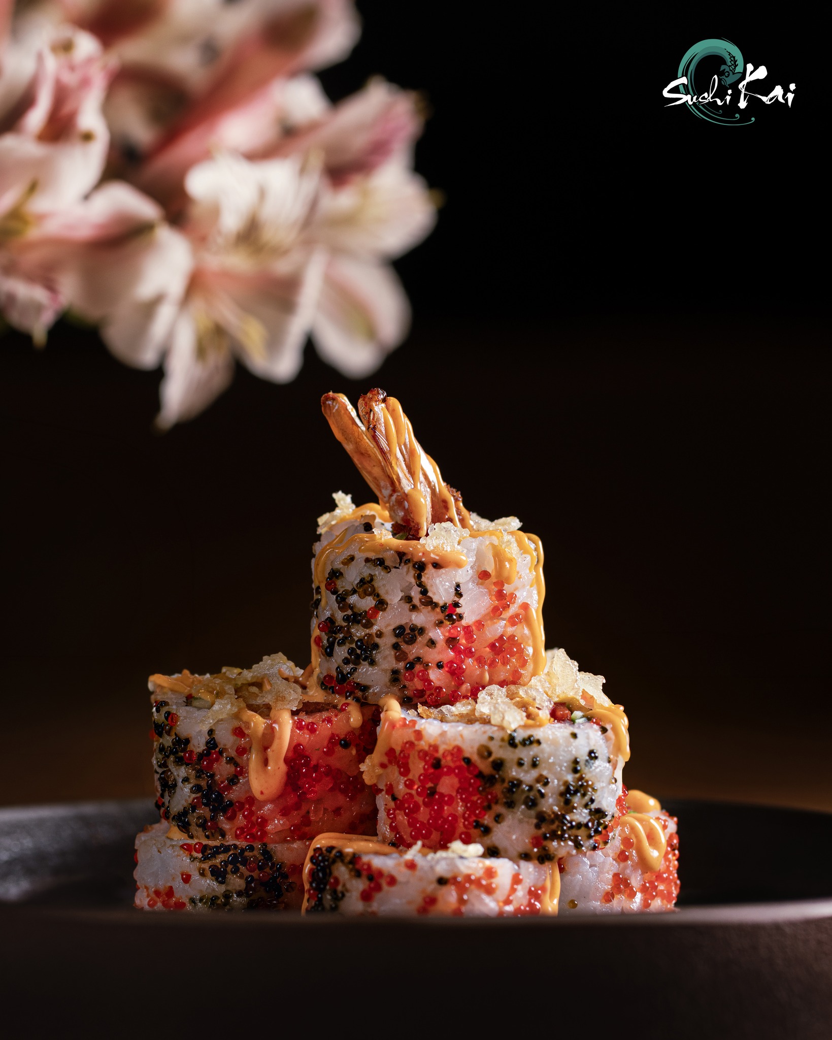 Tobiko Shrimp Roll